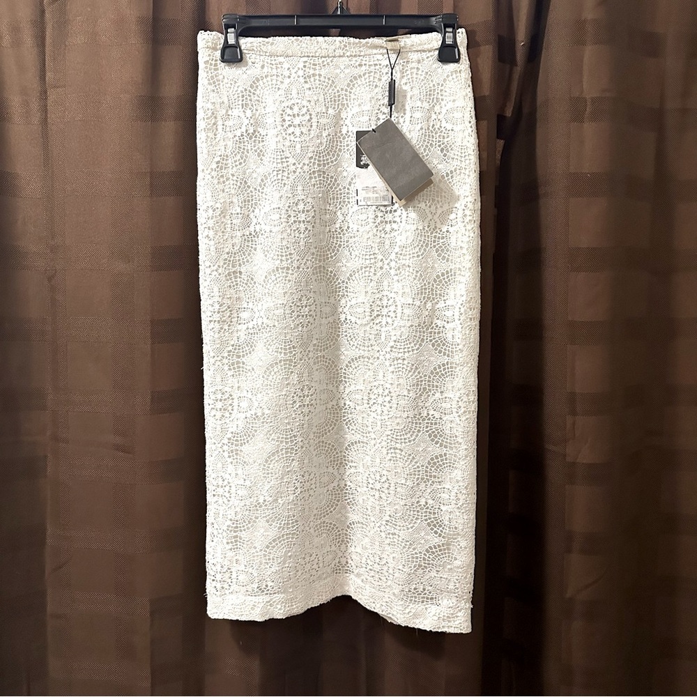 NWT Burberry White Floral Lace Lined Cotton Silk Women’s Skirt size 6 reg $550